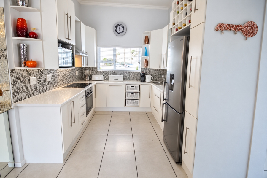 3 Bedroom Property for Sale in Marina Martinique Eastern Cape